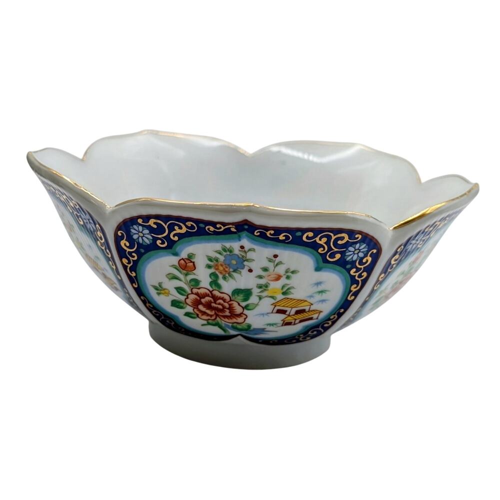 Vintage Japanese Hand Painted Porcelain Lotus Rice Bowl